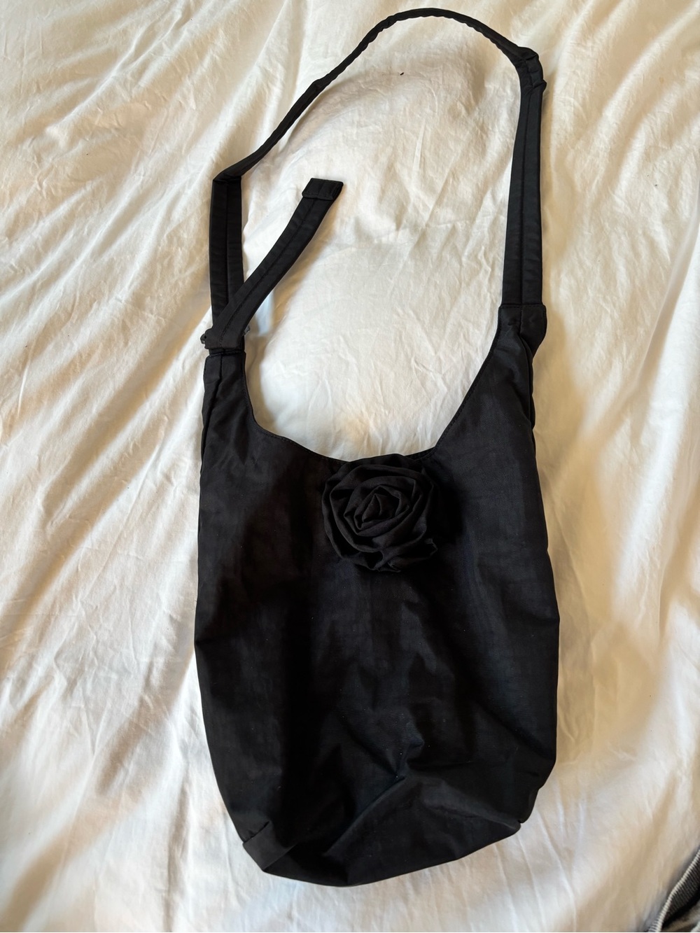 NWOT BAGGU Black Shoulder Tote with Floral Rosette